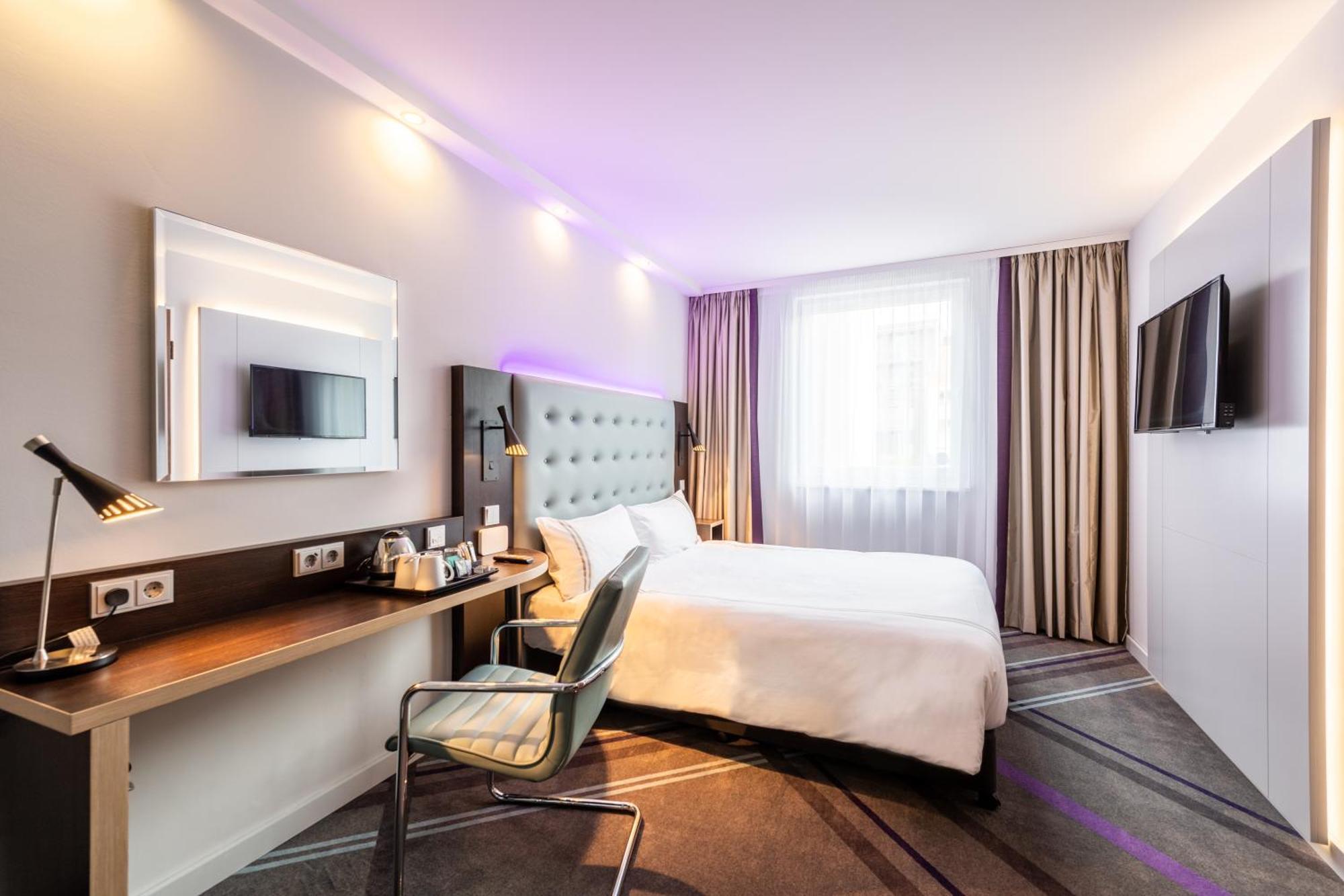 Premier Inn Hamburg City Millerntor Exterior photo